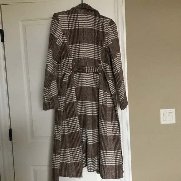 NWT Classic Long Plaid Coat - Picture 2 of 7